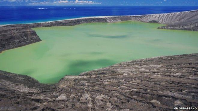 A sulphurous lake has emerged at the mouth of the Hunga Tonga volcano - Hunga Tonga volcano © GP Orbassano